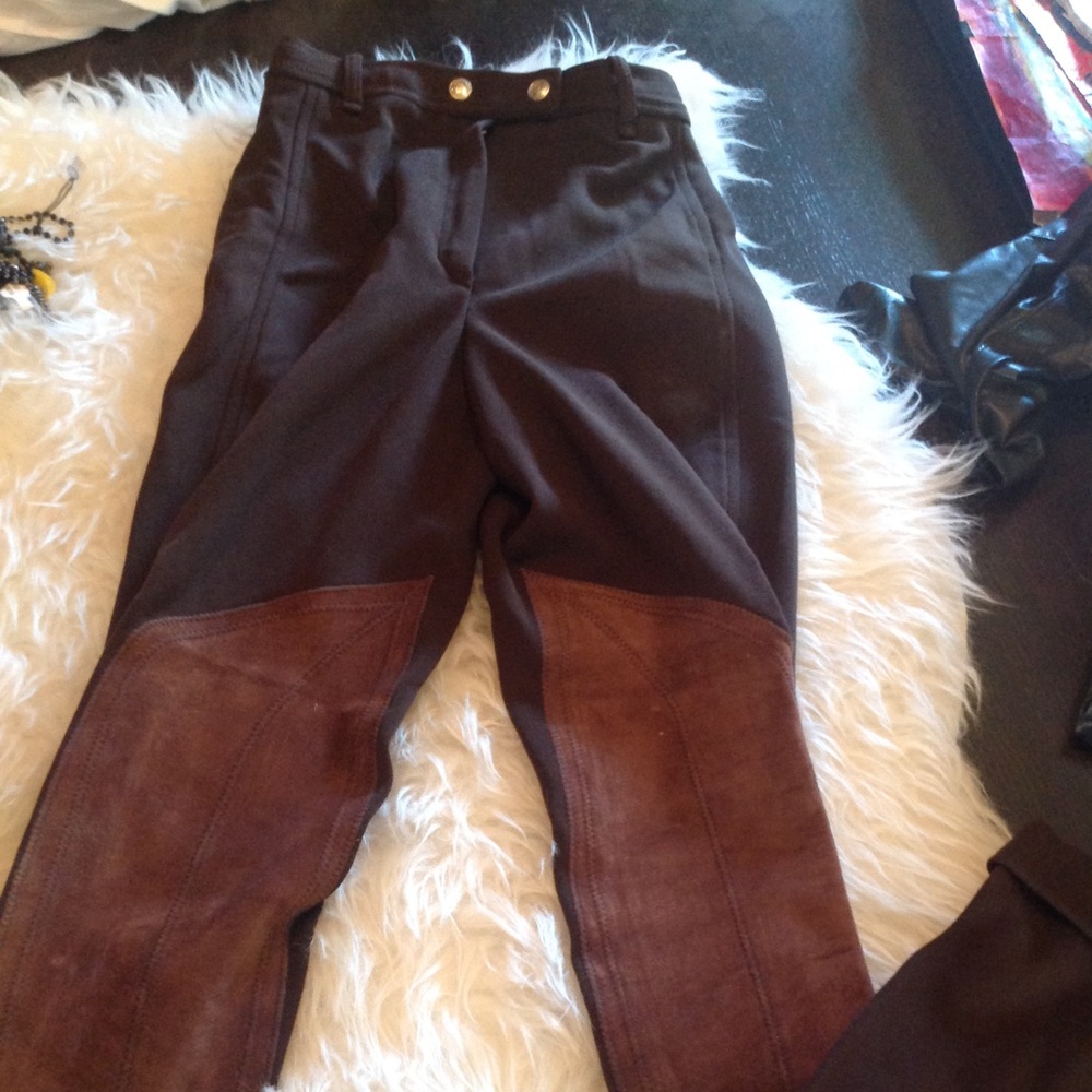 chocolate suede jodhpurs !